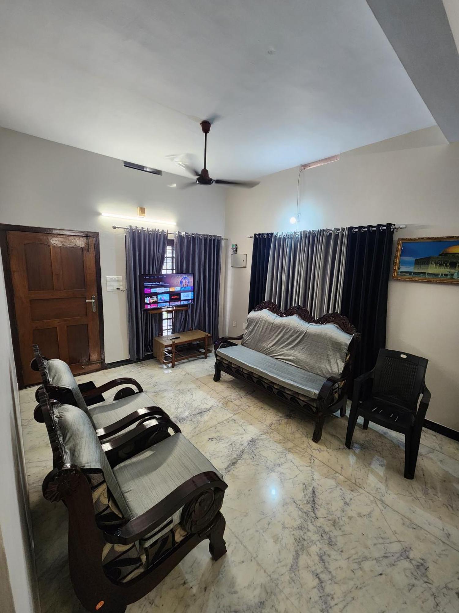 Budget Home Kochi المظهر الخارجي الصورة