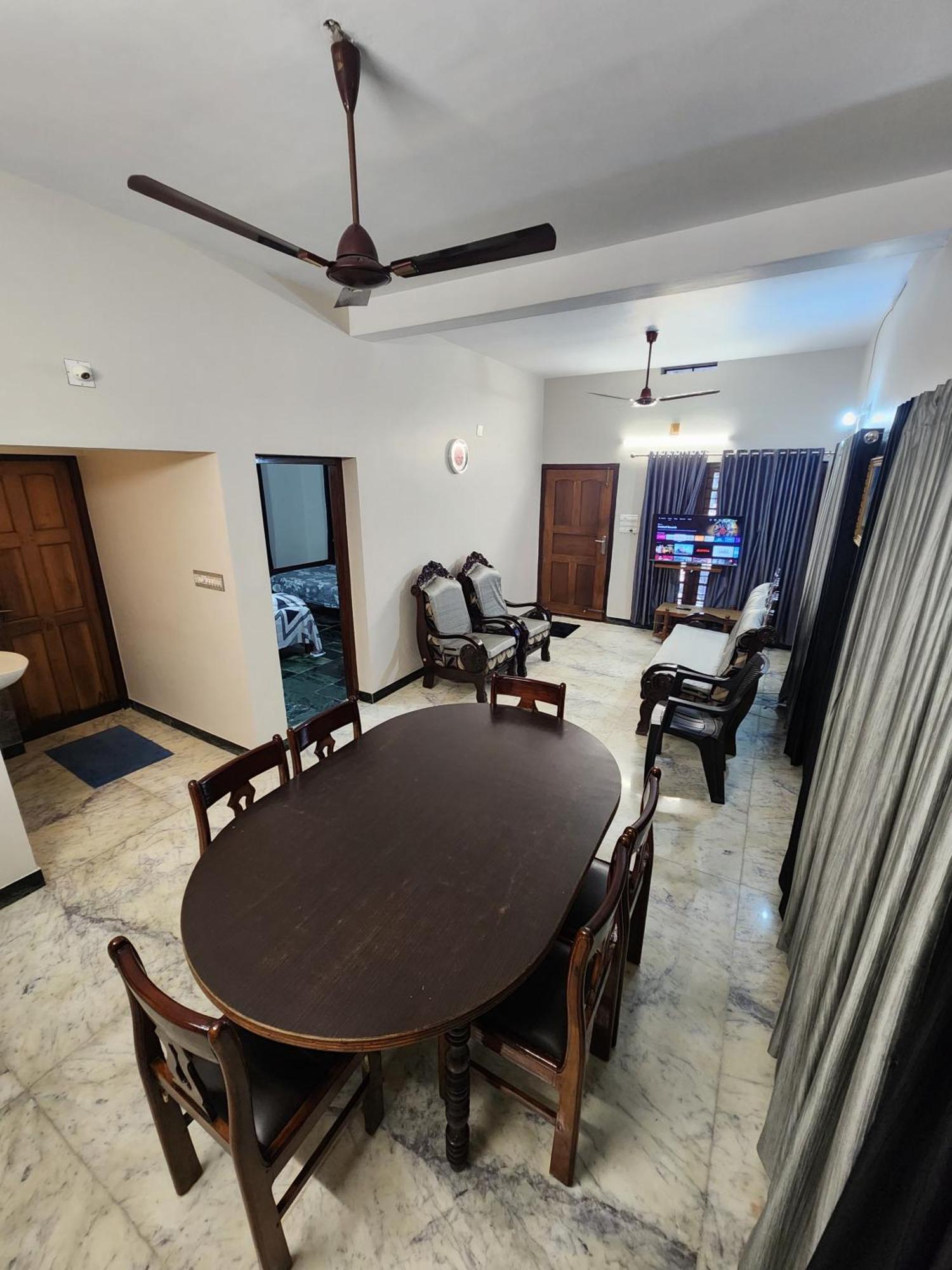 Budget Home Kochi المظهر الخارجي الصورة